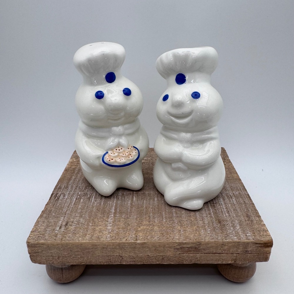Vintage 1997 Pillsbury Doughboy Salt and Pepper Shakers Set B&M Inc Ceramic